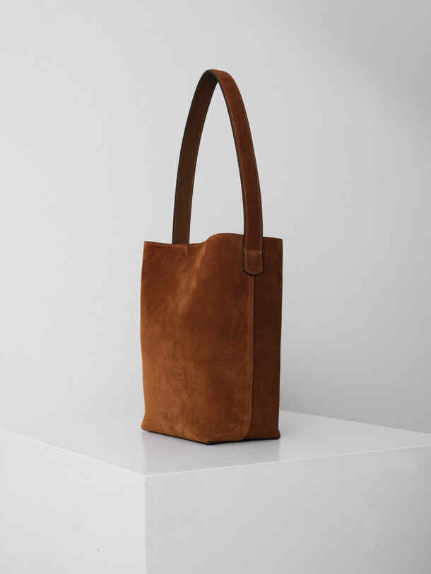 Mami Medium Tan Suede   
